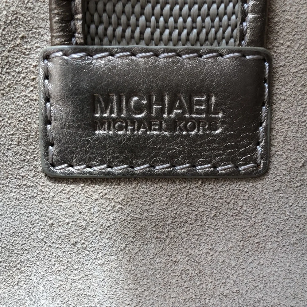 Vintage MICHAEL Michael Kors women’s Essex hobo bag TAN suede